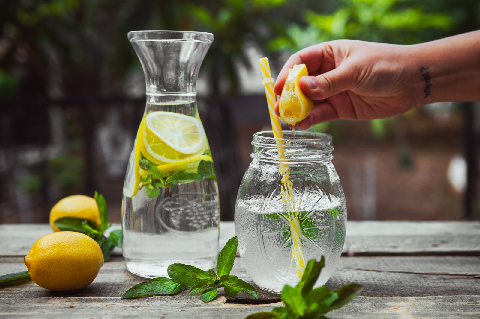 Lemon Water Gains Popularity as a Daily Health Drink